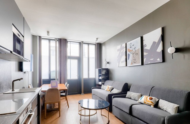 Urban Flat 136 - Luxury 4BDR Duplex in Center of Paris