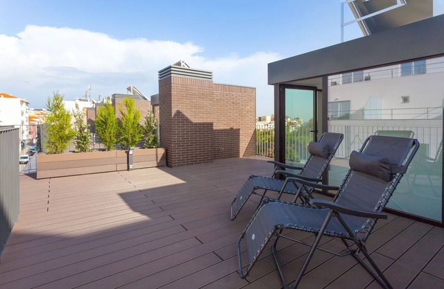 URBAN VIEWS TOWNHOUSE INFANTE 4 LEVELS PRIVATE TERRACE Y PRIVATE GARAGE FOR TWO