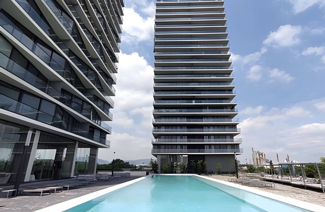 Urbania PHA Torre 100 by Del Mar