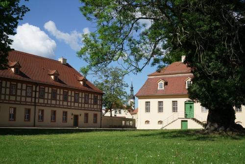 Urlaubsresidenz Marstall und Kanzlei im Schlossensemble
