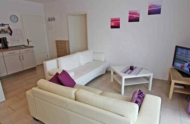 USE 2943 vista a la piscina - Apartamentos Neppermin USE 2940