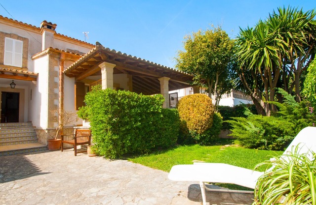 V. Villa Camila junto a la Playa de Sant Pere