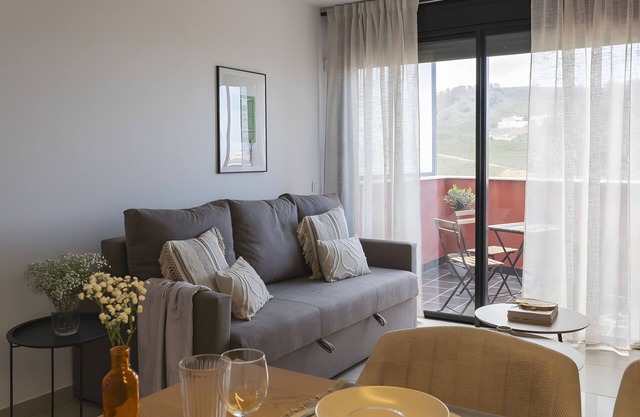 Vacaciones 'La Montañita' con vistas al mar, terraza privada y Wi-Fi