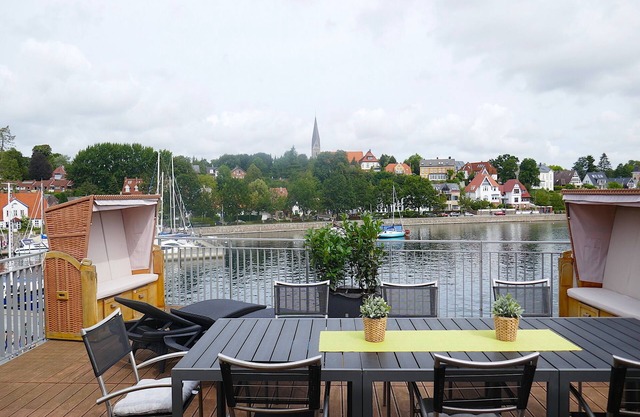 Vacation apartment/apartment for 7 guests with 130m² in Eckernförde (121126)