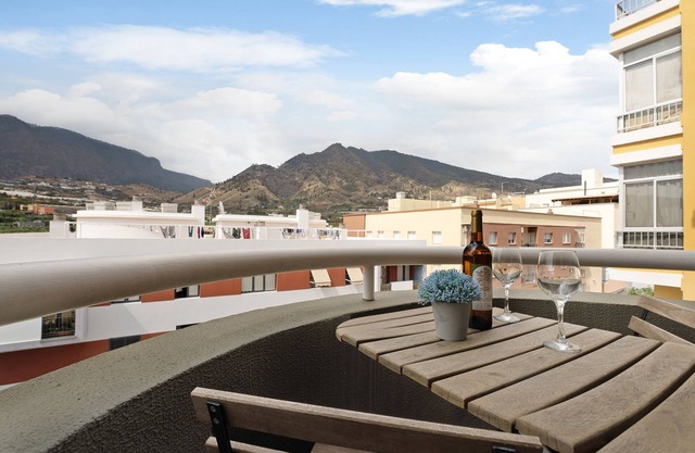 Casa de vacaciones 'Mederos 20' con vistas a la montaña, balcón y Wi-Fi