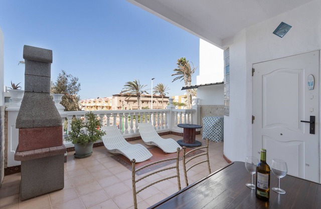 Casa de vacaciones 'Apartamento Fani N1' con terraza privada, Wi-Fi y aire acondicionado