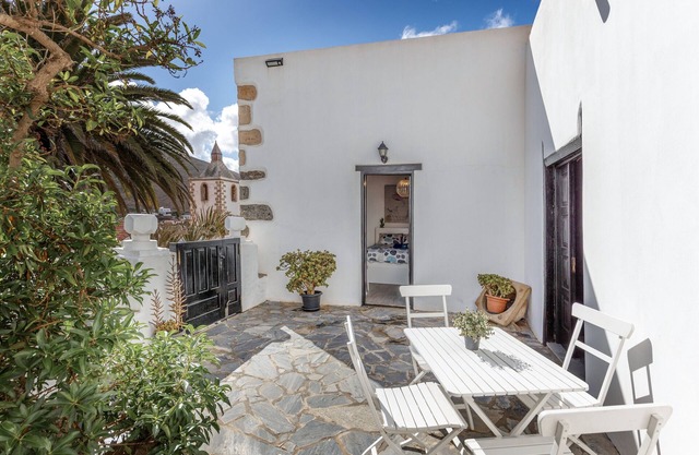 Casa de vacaciones 'Casa Doña Carmen' con vistas a la montaña, terraza privada y Wi-Fi