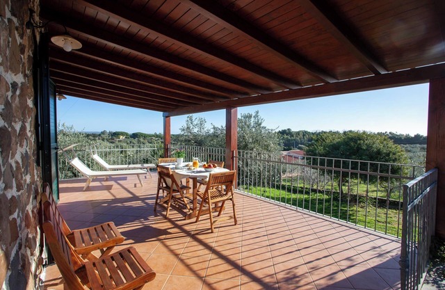 Casa de vacaciones Casa Osala con vistas al mar, jardín, terraza y Wi-Fi