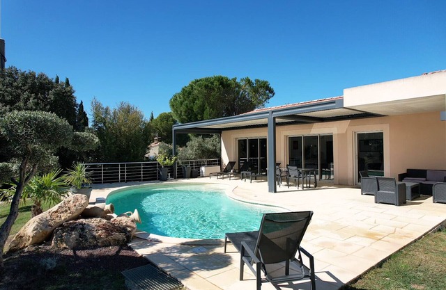 Hermosa villa contemporánea con piscina en el corazón de Alpilles 4 pers