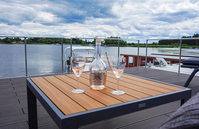 Alojamiento de 2 habitaciones en Havelsee OT Kützkow