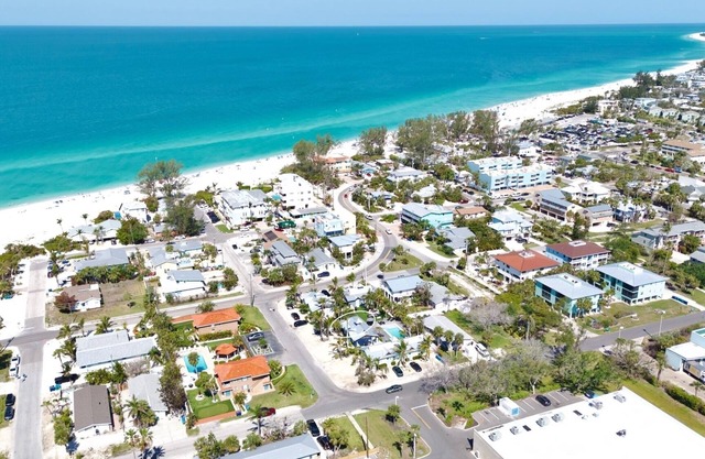 Villa #2 Shrimp of The Anna Maria Resort & Spa
