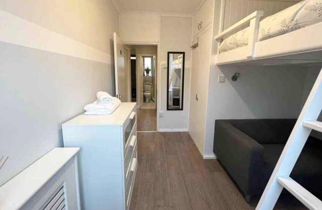 Vauxhall Central Room 2