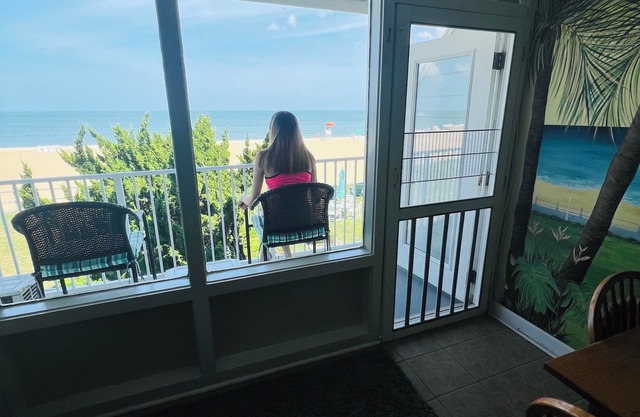 VB Oceanfront Condo at Boardwalk. See Dolphins from Balcony. Steps to Beach+Pool