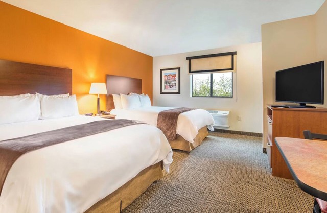 Vegas Stay with Kitchen & Top-Notch Amenities
