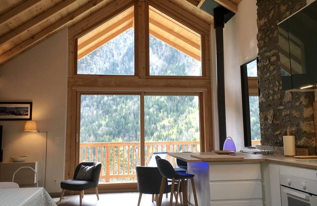 VENOSC-2 ALPES-SAUNA Appart. 165m2 nuevos 3 * al pie de los 2 Alpes 8 a 14 pers.