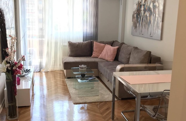 Apartamento muy limpio, confortable y moderno.