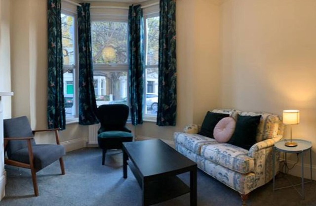 Very Large and Splendid Terrace House in London