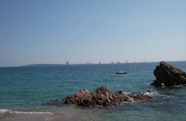 Muy bonito 100 M. Carrère, cerca de la playa