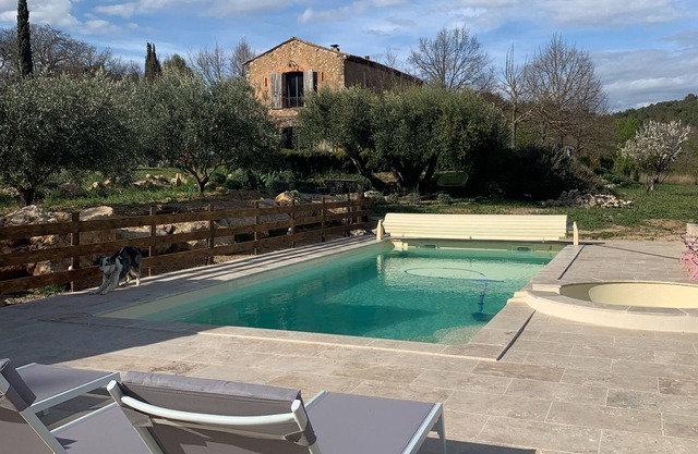 Propiedad provenzal (5 ha)