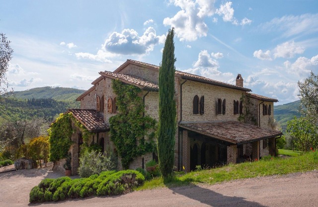 Preciosa villa con piscina
