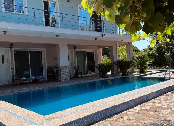 Vieri apartments