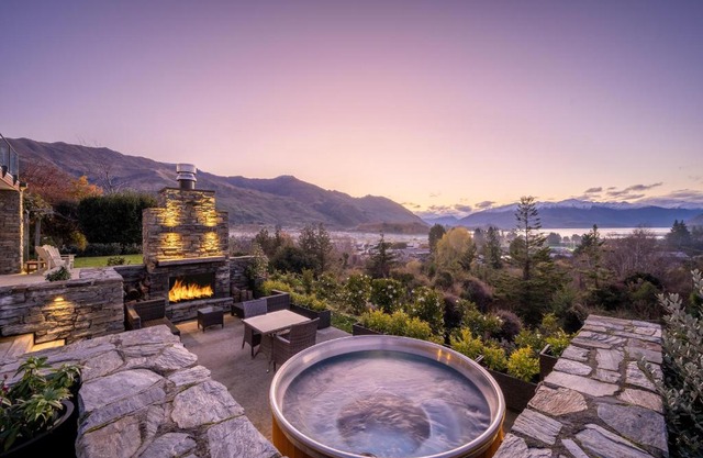 Views on Stone by Sotheby's Luxury Rental Homes