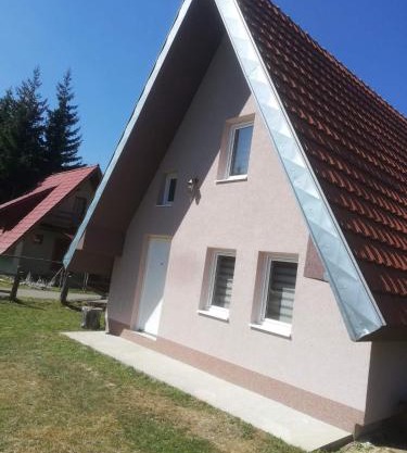 Vikendica Vrtača- Odvraćenica