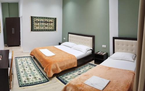 VILA LILI Guest House - Berat
