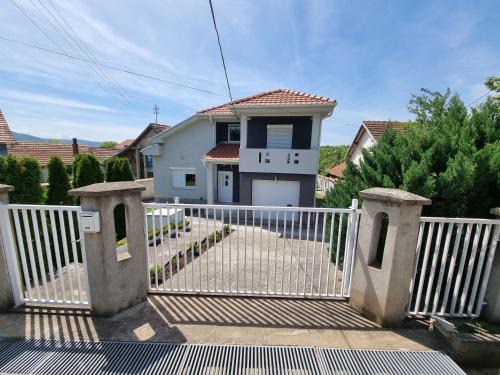 Vila MINJA