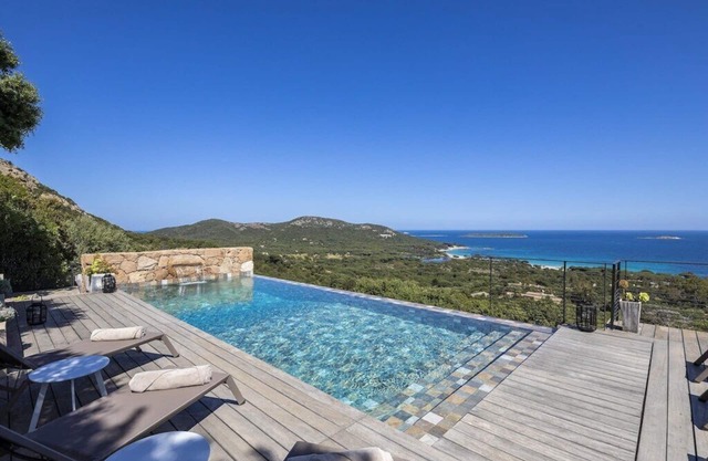 Villa Palombaggia excepcional vista al mar, playa a pie