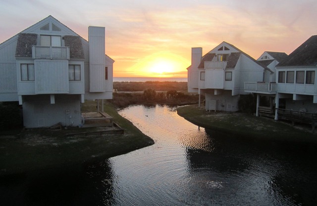 Villa 36-3BR / 3BA Villa con vista al mar cerca de la playa y Bald Head Island Club.