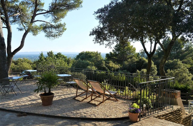 Villa 6 personas piscina y bar al aire libre - con vistas a los Alpilles