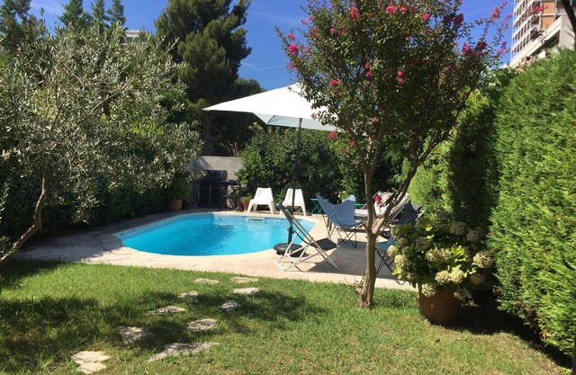 Villa 6 personas con piscina en subdivisión segura Cerca de las Calanques