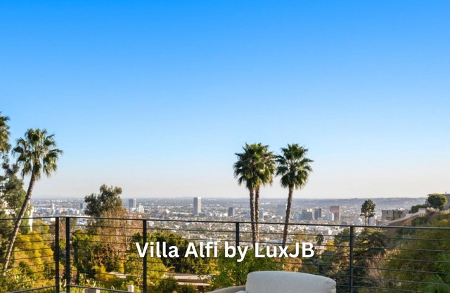 Villa Alfi by LuxJB 🏆 Amazing Views 🏆 Design Award-Winner 🏆Hollywood Hills