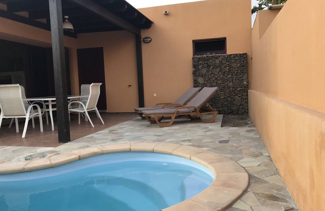 Villa Ara - Bonita villa para 4 personas con piscina