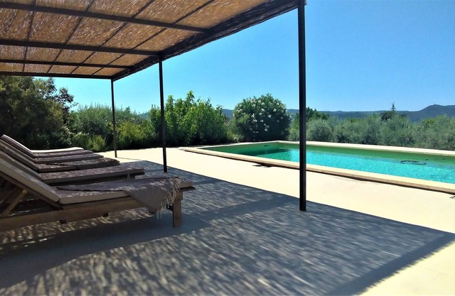 marco excepcional! 180 ° vista única 2 pasos de Lourmarin, piscina privada