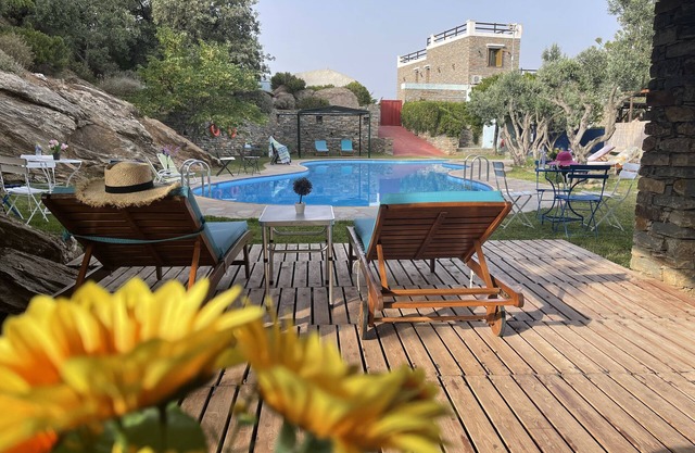 Villa ATHENA - villa de cinco dormitorios con piscina privada - bodega -barbacoa - helipuerto