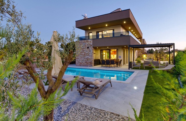 Villa Bavigo - Luxury Spa Oasis