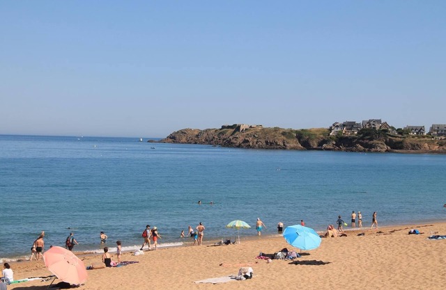 Villa Bord de mer à 100 Mètres de la Plage - 5 Chambres et 10 Couchages