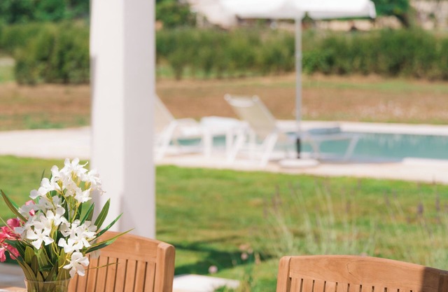 Villa Botanica - Refined escape with pool & gardens