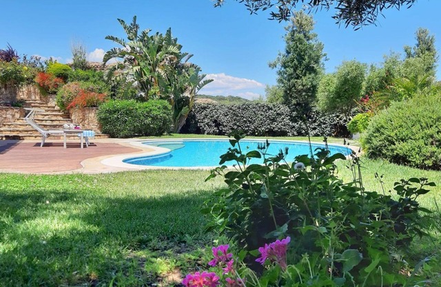 Villa Bougainvillea - Villa de lujo con piscina a 500 metros del mar