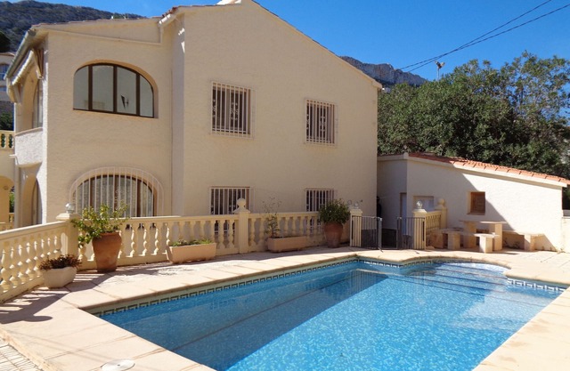 Ferienhaus für 4-8 Personen mit privatem Pool