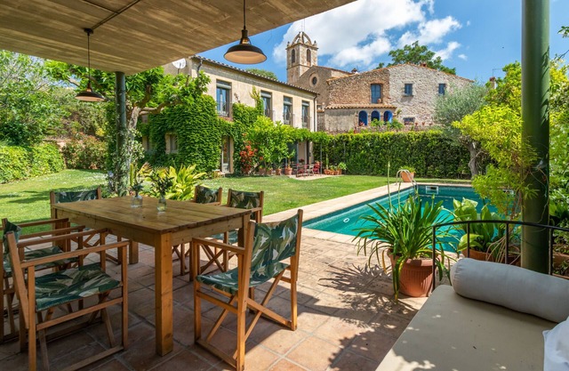 Villa "Can Llofriu" con vistas a la montaña, piscina privada y Wi-Fi