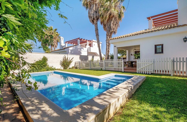 Villa 'Casa Dos Mares' con piscina privada, terraza privada y Wi-Fi