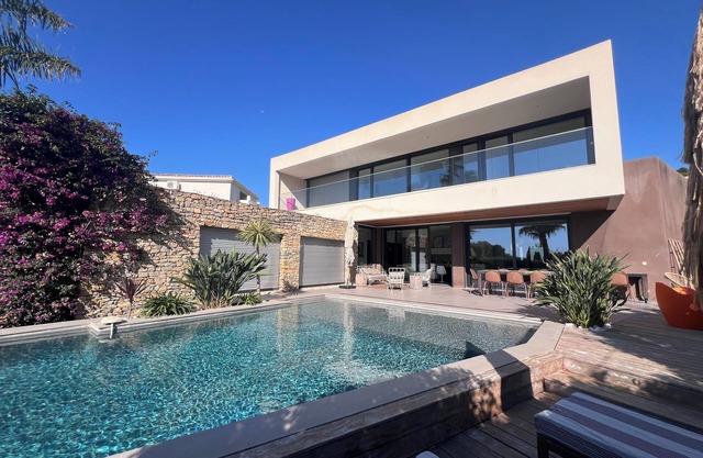 VILLA EN CALANQUES CUARTIEROS LA CIOTAT