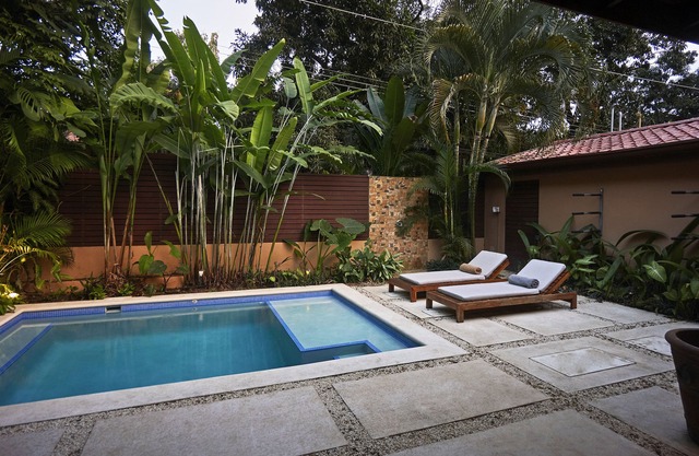 Villa Colibrí, 3 dormitorios, a pie de playa, piscina privada