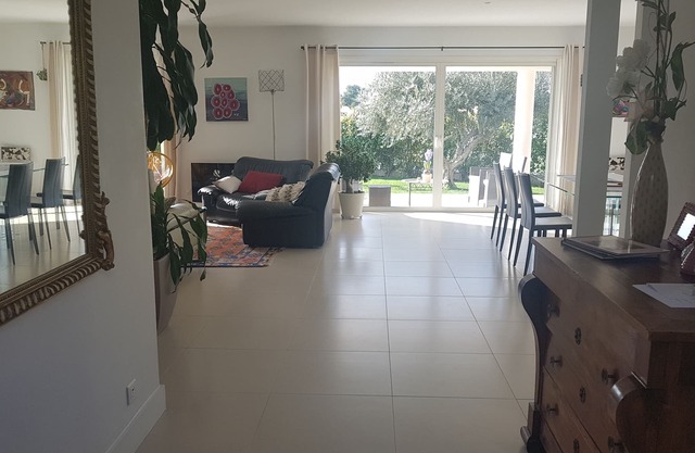 Villa Contemporaine Avec Piscine