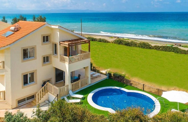 Villa Blue Diamond - Cuatro Habitaciones Villa, Capacidad 8