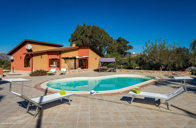 Villa en Castellammare Del Golfo con 3 habitaciones, capacidad 6