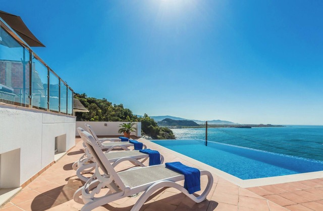 Villa Delfín Blanca con fantásticas vistas y piscina privada